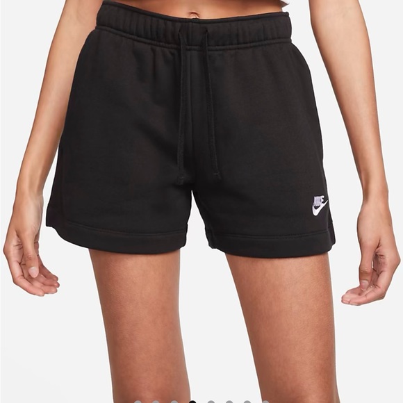 Women’s Nike Mid Rise Shorts - Picture 3 of 3